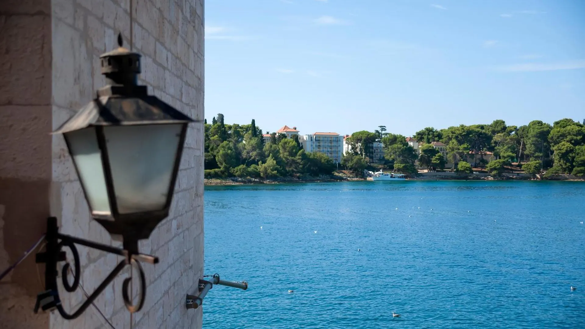 La Riva Luxury Rooms Rovinj Bed & Breakfast